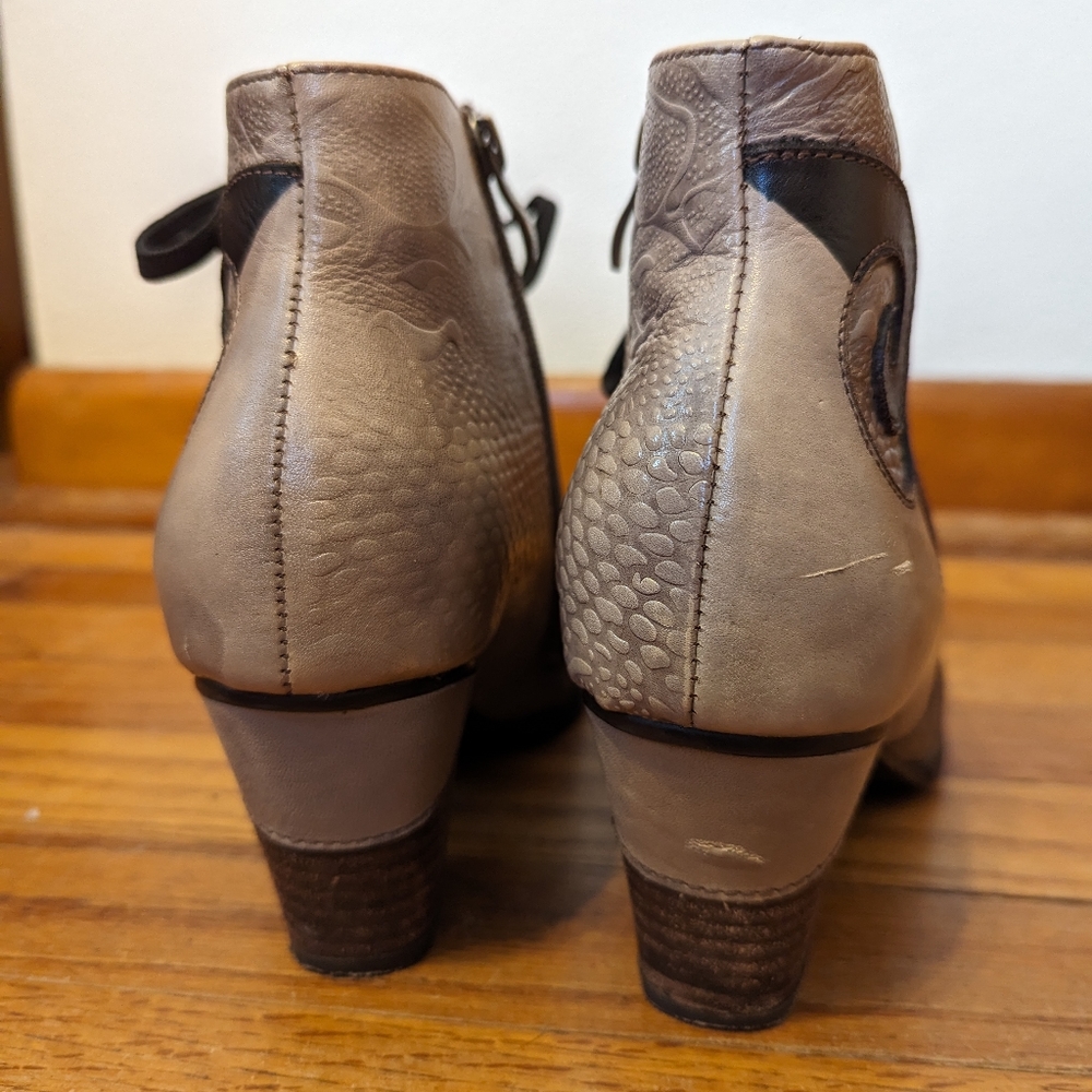 Spring Step L'artiste Taupe Grey Python Western L… - image 3